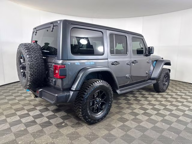 2024 Granite Crystal Metallic Clearcoat Jeep Wrangler Willys 4xe 4X4 SUV