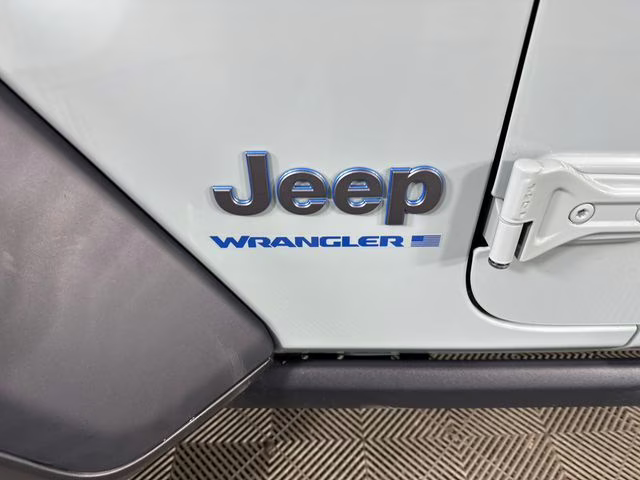2024 Earl Clearcoat Jeep Wrangler Willys 4xe 4X4 SUV
