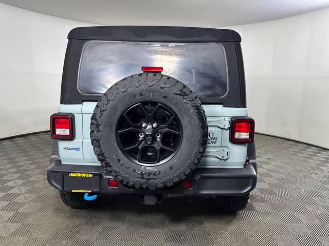 2024 Earl Clearcoat Jeep Wrangler Willys 4xe 4X4 SUV