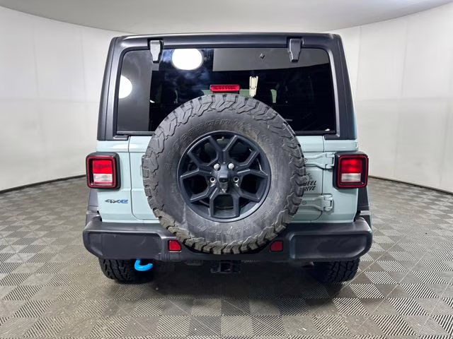 2024 Earl Clearcoat Jeep Wrangler Willys 4xe 4X4 SUV