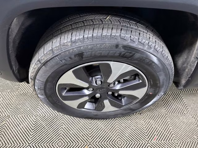2023 Baltic Gray Metallic Clearcoat Jeep Grand Cherokee 4xe 4X4 SUV