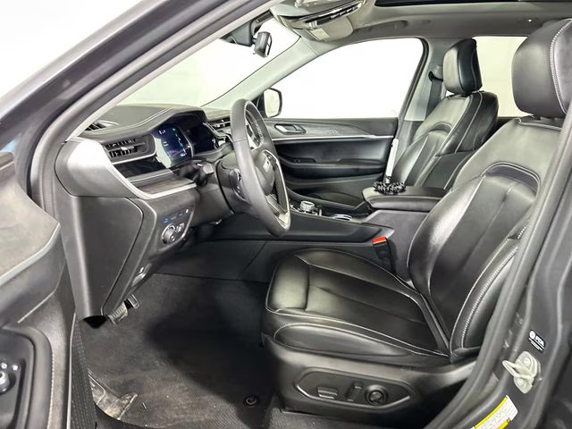 2023 Baltic Gray Metallic Clearcoat Jeep Grand Cherokee 4xe 4X4 SUV