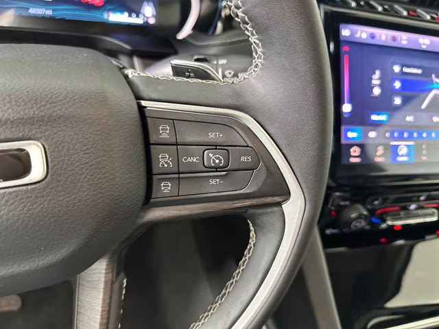 2023 Baltic Gray Metallic Clearcoat Jeep Grand Cherokee 4xe 4X4 SUV