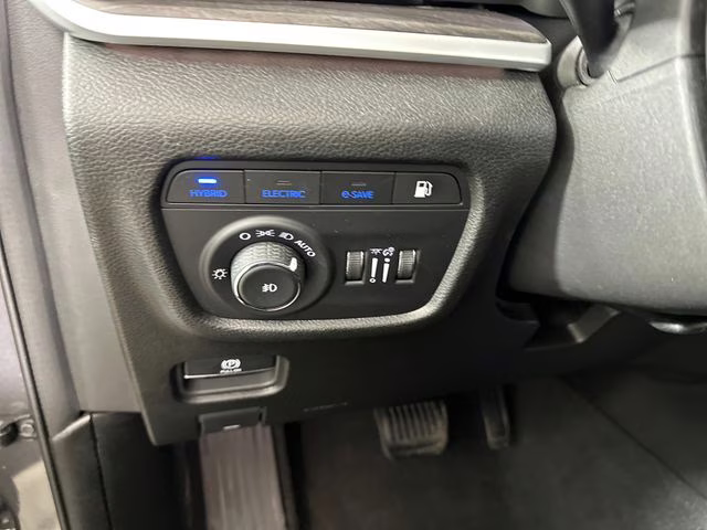 2023 Baltic Gray Metallic Clearcoat Jeep Grand Cherokee 4xe 4X4 SUV