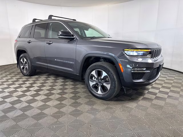 2023 Baltic Gray Metallic Clearcoat Jeep Grand Cherokee 4xe 4X4 SUV