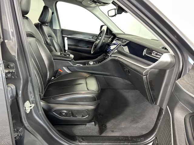 2023 Baltic Gray Metallic Clearcoat Jeep Grand Cherokee 4xe 4X4 SUV