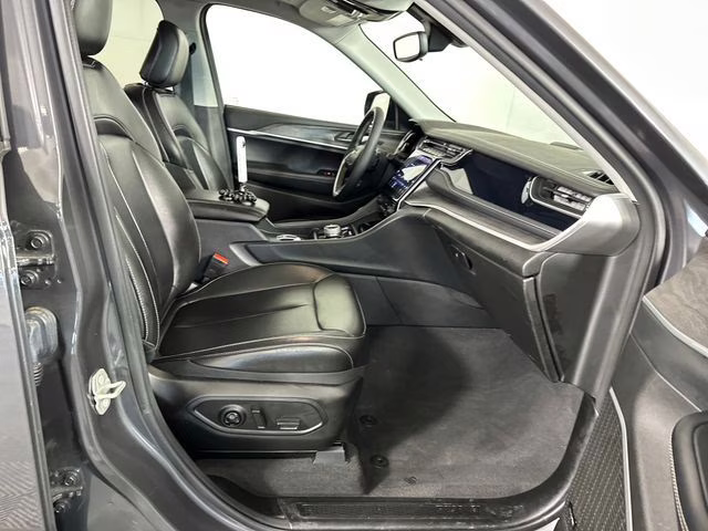 2023 Baltic Gray Metallic Clearcoat Jeep Grand Cherokee 4xe 4X4 SUV