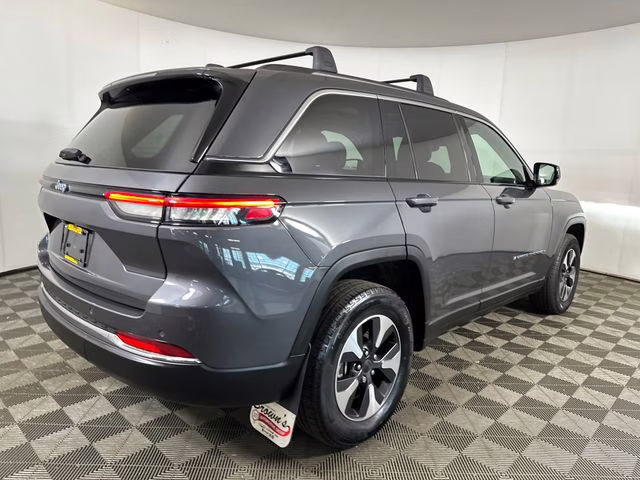 2023 Baltic Gray Metallic Clearcoat Jeep Grand Cherokee 4xe 4X4 SUV