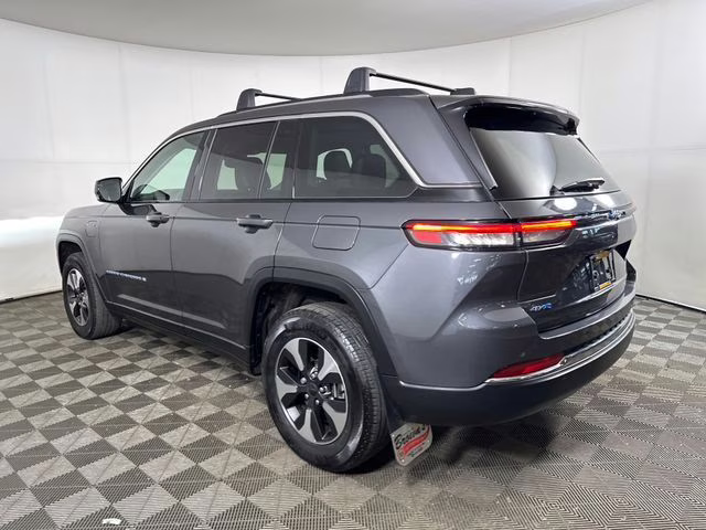 2023 Baltic Gray Metallic Clearcoat Jeep Grand Cherokee 4xe 4X4 SUV