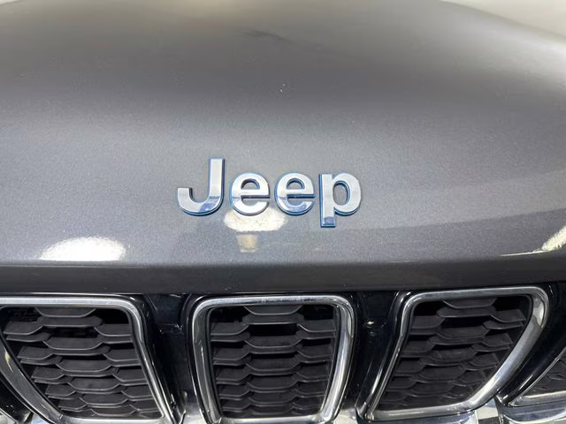2023 Baltic Gray Metallic Clearcoat Jeep Grand Cherokee 4xe 4X4 SUV