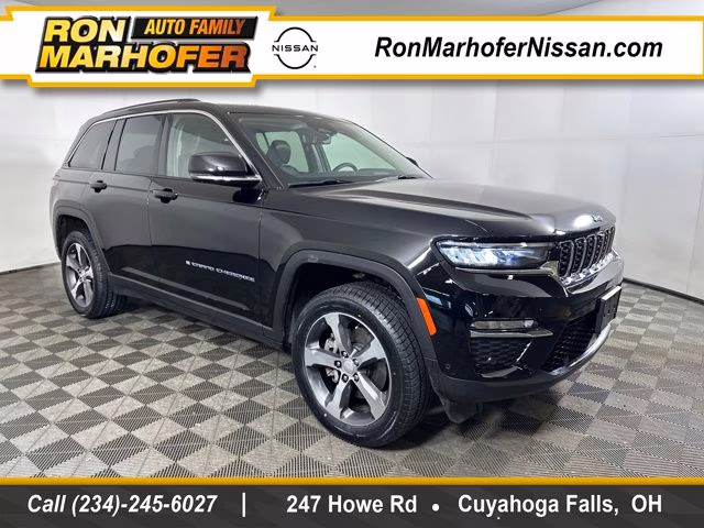 2023 Diamond Black Crystal Pearlcoat Jeep Grand Cherokee 4xe 4X4 SUV