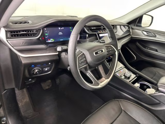 2023 Diamond Black Crystal Pearlcoat Jeep Grand Cherokee 4xe 4X4 SUV