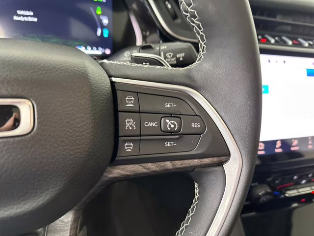 2023 Baltic Gray Metallic Clearcoat Jeep Grand Cherokee 4xe 4X4 SUV