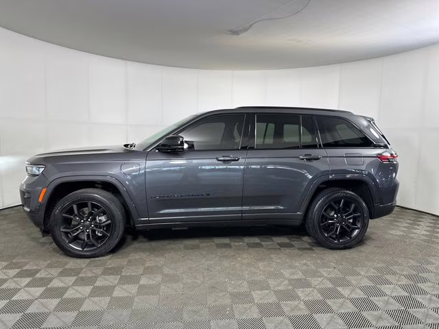 2023 Baltic Gray Metallic Clearcoat Jeep Grand Cherokee 4xe 4X4 SUV