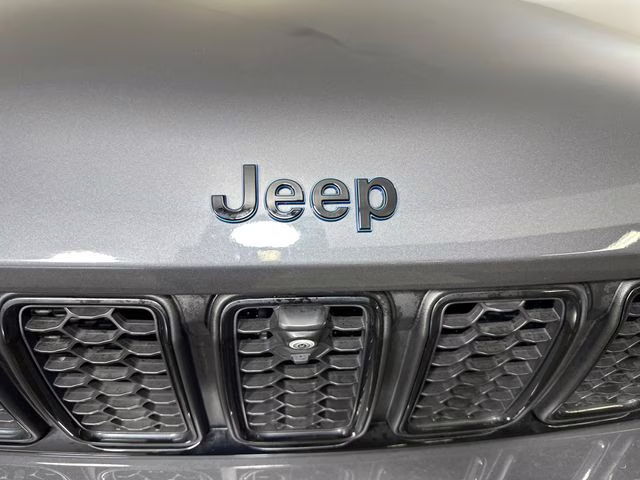 2023 Baltic Gray Metallic Clearcoat Jeep Grand Cherokee 4xe 4X4 SUV