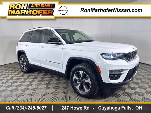 2023 Bright White Clearcoat Jeep Grand Cherokee 4xe 4X4 SUV