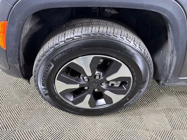 2024 Baltic Gray Metallic Clearcoat Jeep Grand Cherokee 4xe 4X4 SUV