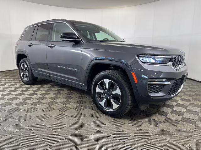 2024 Baltic Gray Metallic Clearcoat Jeep Grand Cherokee 4xe 4X4 SUV