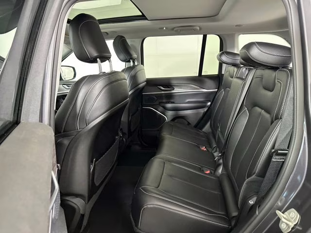 2024 Baltic Gray Metallic Clearcoat Jeep Grand Cherokee 4xe 4X4 SUV