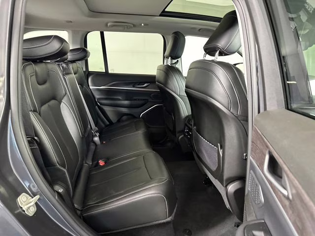2024 Baltic Gray Metallic Clearcoat Jeep Grand Cherokee 4xe 4X4 SUV