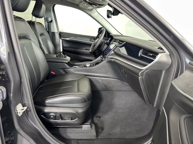 2024 Baltic Gray Metallic Clearcoat Jeep Grand Cherokee 4xe 4X4 SUV