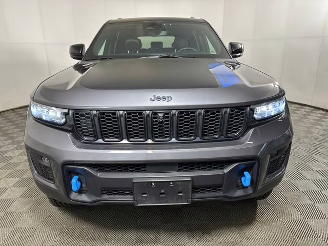 2022 Baltic Gray Metallic Clearcoat Jeep Grand Cherokee Trailhawk 4xe 4X4 SUV
