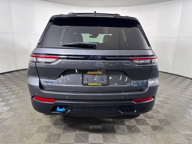 2022 Baltic Gray Metallic Clearcoat Jeep Grand Cherokee Trailhawk 4xe 4X4 SUV