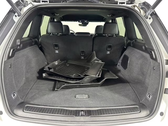 2022 Bright White Clearcoat Jeep Grand Cherokee Trailhawk 4xe 4X4 SUV