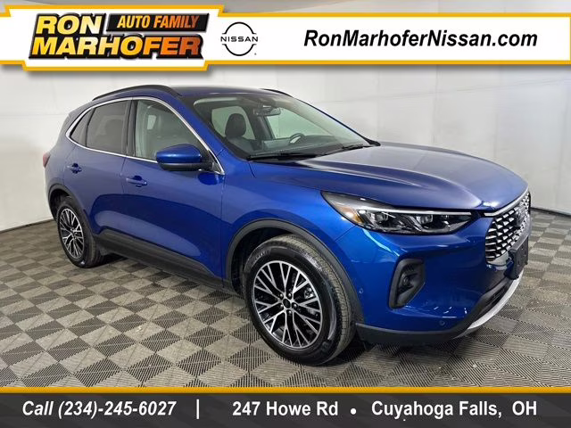 2023 Blue Metallic Ford Escape Plug-In Hybrid Base FWD SUV