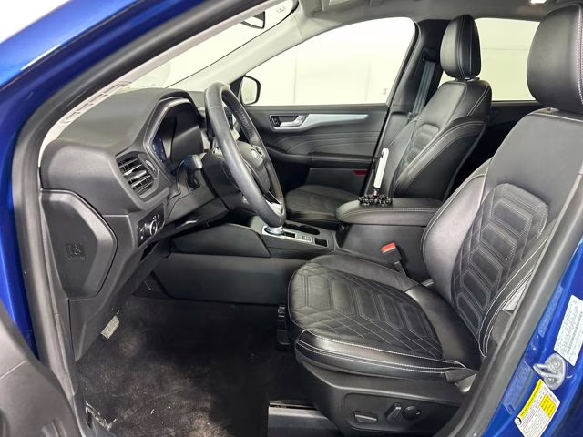 2023 Blue Metallic Ford Escape Plug-In Hybrid Base FWD SUV