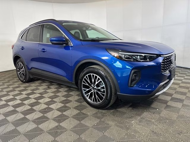 2023 Blue Metallic Ford Escape Plug-In Hybrid Base FWD SUV