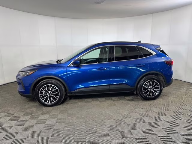 2023 Blue Metallic Ford Escape Plug-In Hybrid Base FWD SUV