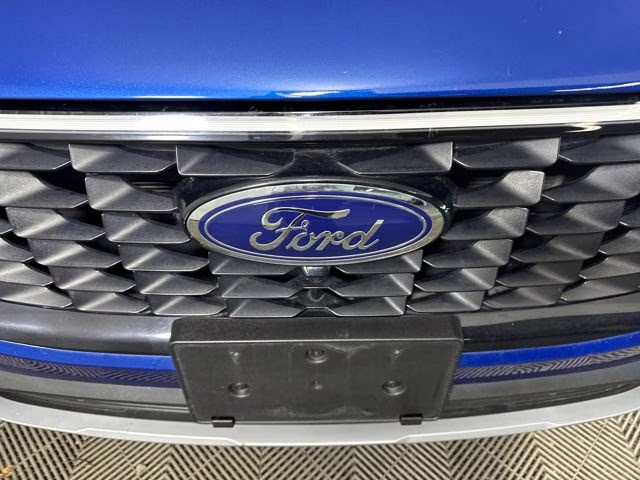 2023 Blue Metallic Ford Escape Plug-In Hybrid Base FWD SUV