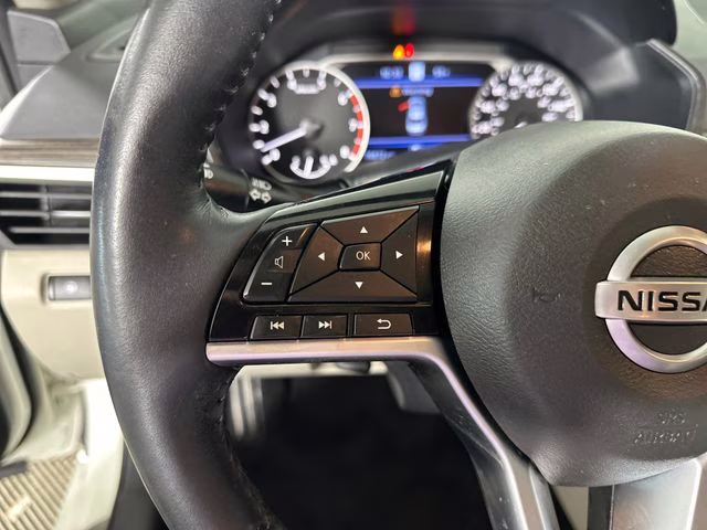 2020 Pearl White Tricoat Nissan Altima 2.0 Platinum FWD Sedan