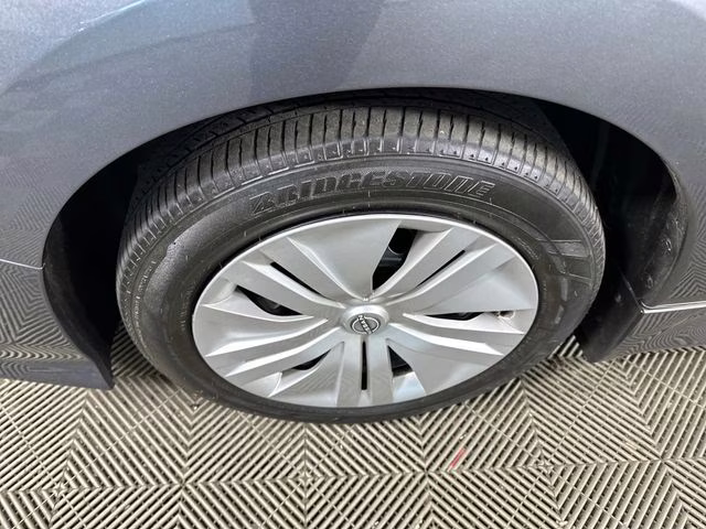 2025 Gun Metallic Nissan Leaf S FWD Hatchback