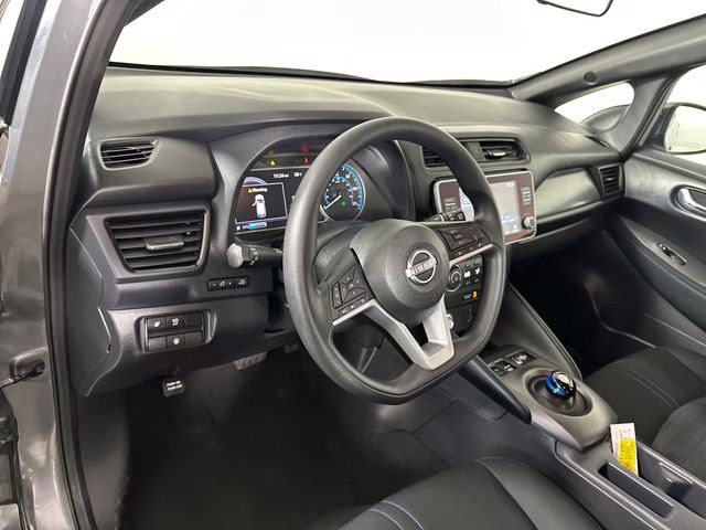2025 Gun Metallic Nissan Leaf S FWD Hatchback
