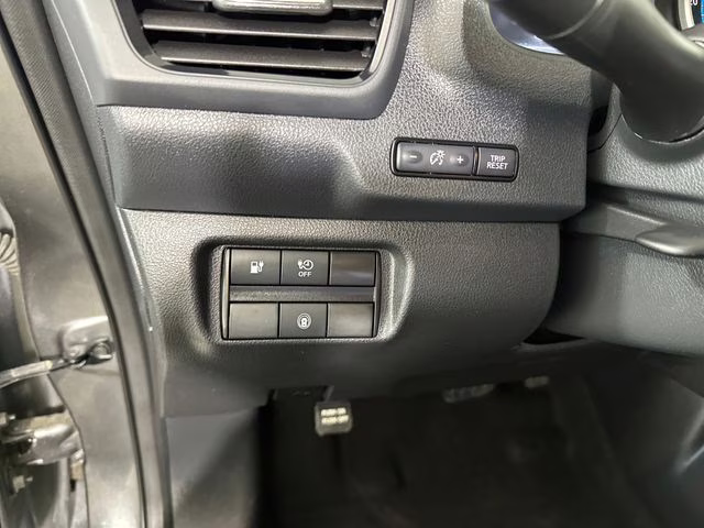 2025 Gun Metallic Nissan Leaf S FWD Hatchback