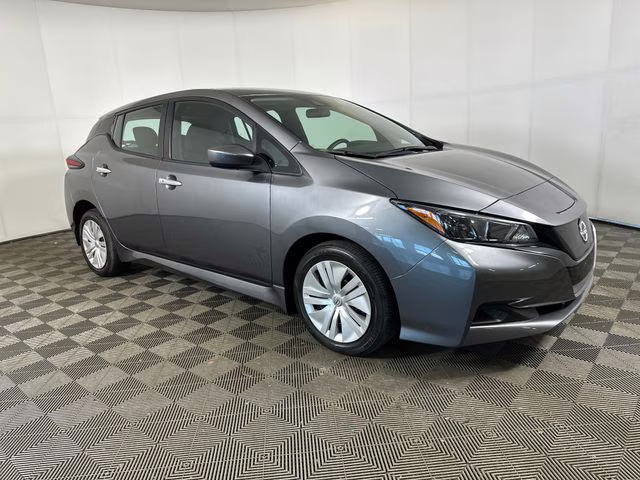 2025 Gun Metallic Nissan Leaf S FWD Hatchback