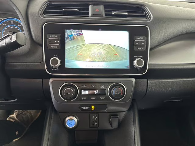 2025 Gun Metallic Nissan Leaf S FWD Hatchback
