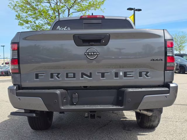 2026 Gun Metallic Nissan Frontier SV 4X4 Truck