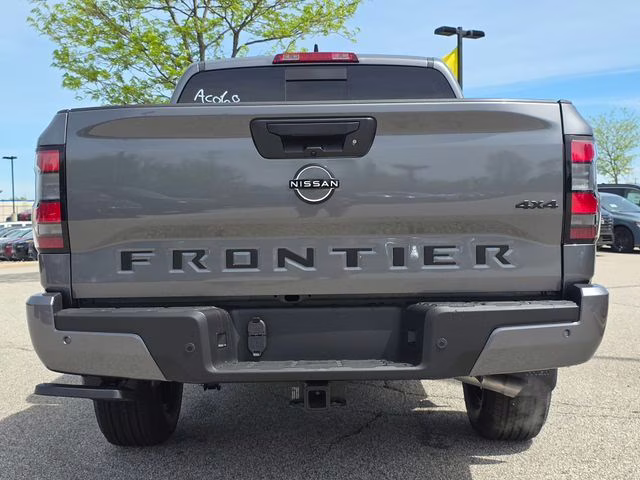 2026 Gun Metallic Nissan Frontier SV 4X4 Truck