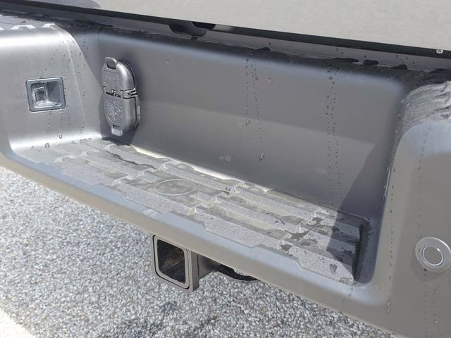 2026 Gun Metallic Nissan Frontier SV 4X4 Truck