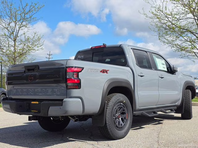 2026 Boulder Gray Pearl Nissan Frontier PRO-4X 4X4 Truck