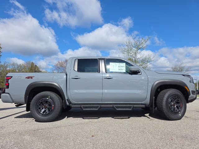 2026 Boulder Gray Pearl Nissan Frontier PRO-4X 4X4 Truck