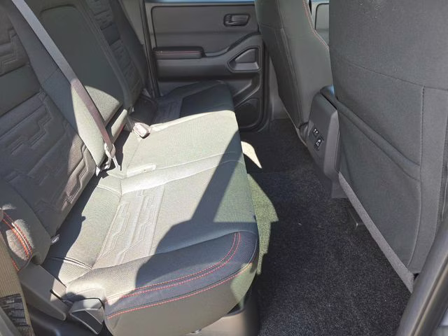2026 Boulder Gray Pearl Nissan Frontier PRO-4X 4X4 Truck