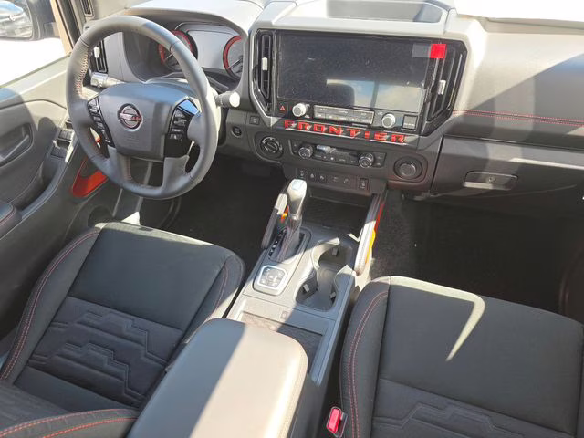 2026 Boulder Gray Pearl Nissan Frontier PRO-4X 4X4 Truck