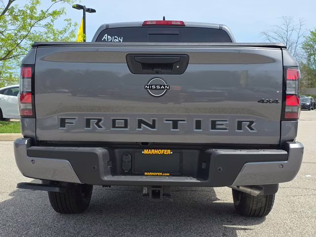 2026 Gun Metallic Nissan Frontier SV 4X4 Truck