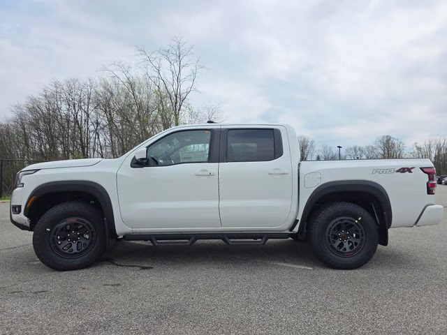 2026 Glacier White Nissan Frontier PRO-4X 4X4 Truck