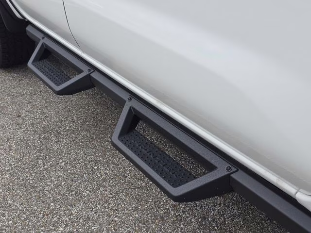 2026 Glacier White Nissan Frontier PRO-4X 4X4 Truck