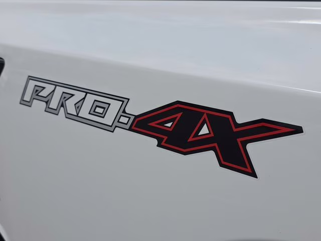 2026 Glacier White Nissan Frontier PRO-4X 4X4 Truck